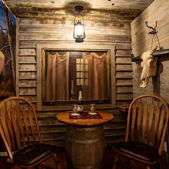 Oregon Trail suite, view 3