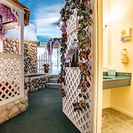Country Garden suite, view 2