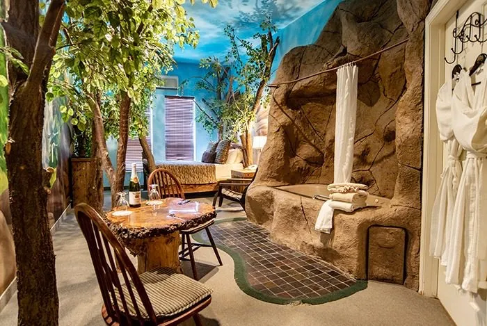 Enchanted Forest suite, view 4