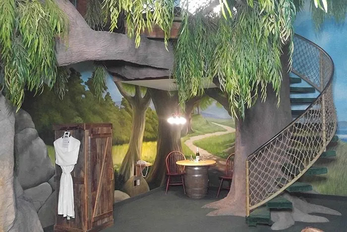 Swiss Family Robinson suite, view 4