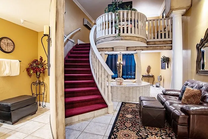 Romeo’s Retreat suite, view 4