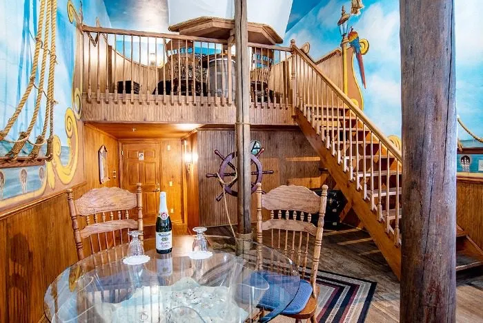 Treasure Island suite, view 4