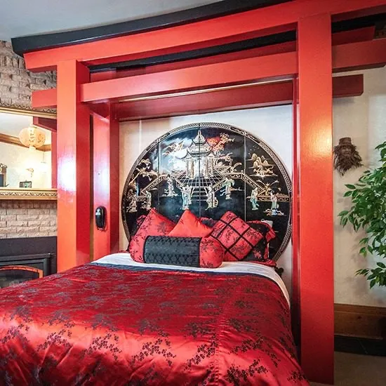 Oriental Gardens suite, view 3