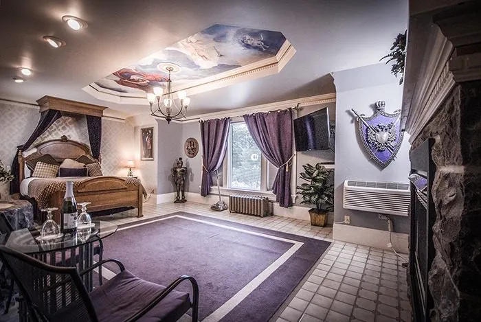 King Arthur’s Castle suite, view 4