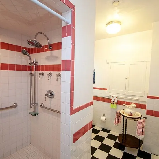 Joanie’s Diner suite, view 2
