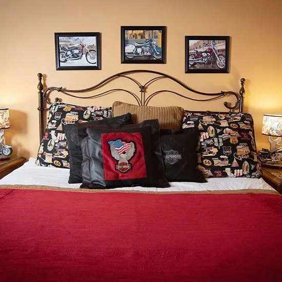 Biker Roadhouse suite, view 2