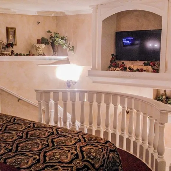 Romeo & Juliet suite, view 2