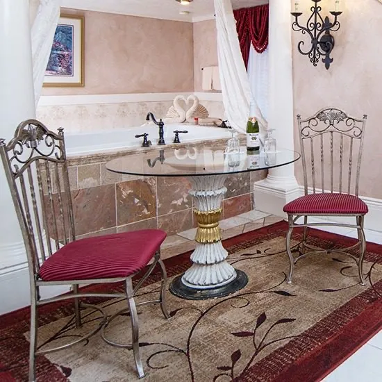 Romeo & Juliet suite, view 3