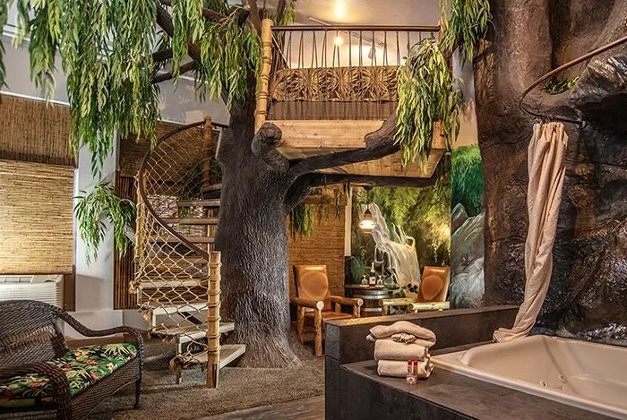 Swiss Family Robinson suite, view 4
