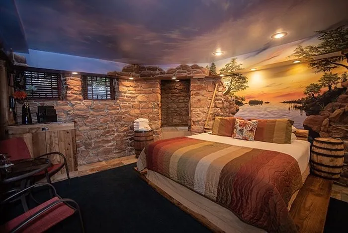 Mississippi Serenade suite, view 4