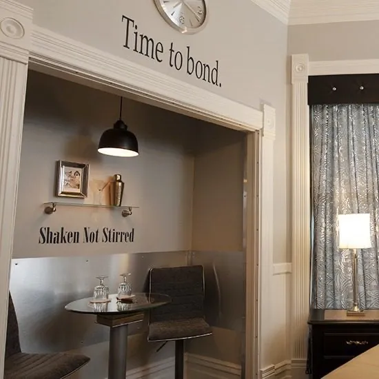“007” suite, view 3