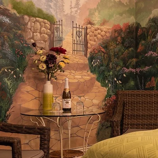 Secret Garden suite, view 3